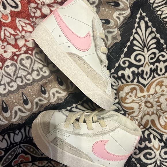 Infants Nike Blazers - Picture 1 of 2
